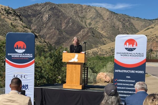 ACEC Executive Committee Vice Chair Elizabeth Stolfus addresses the crowd at the Roadshow stop in Colorado.